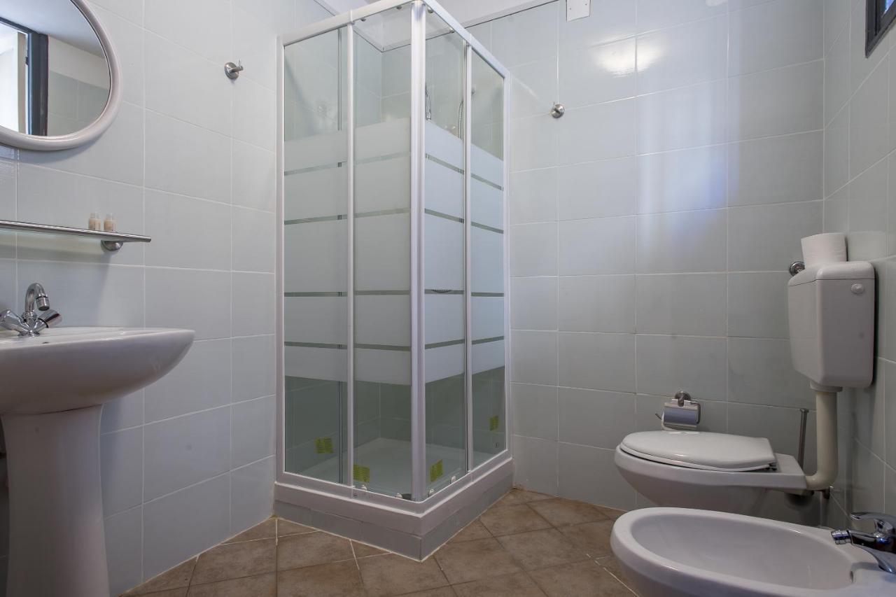 Giachi Friendly Rooms Alla Stazione パレルモ エクステリア 写真
