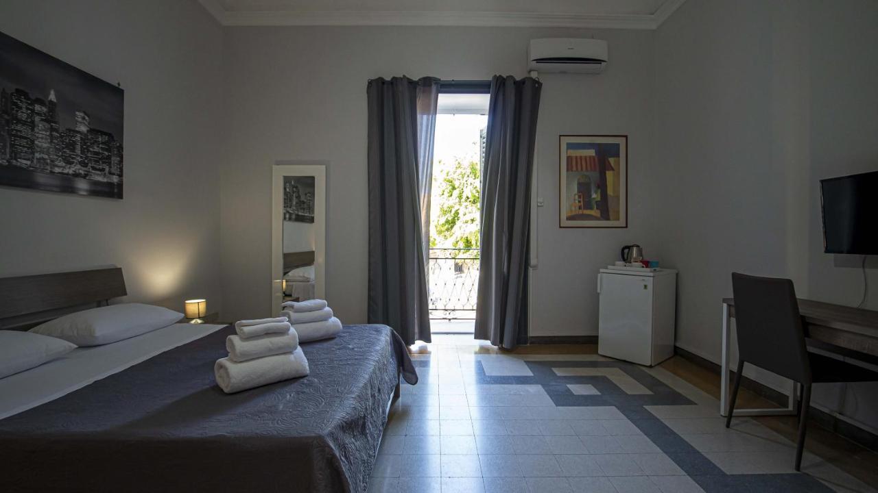 Giachi Friendly Rooms Alla Stazione パレルモ エクステリア 写真